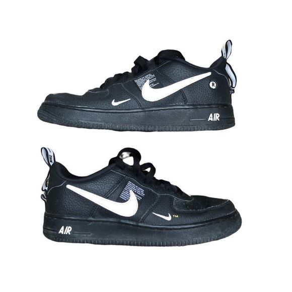 RARE 2018 Nike Air Force 1 Utility Black White Size 7 - Picture 4 of 15